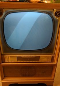 Zenith 22R21 TV with Raster